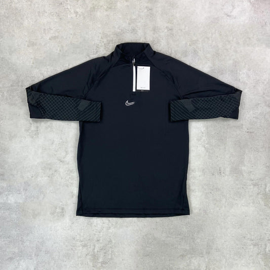 NKE "Blck" Half zip
