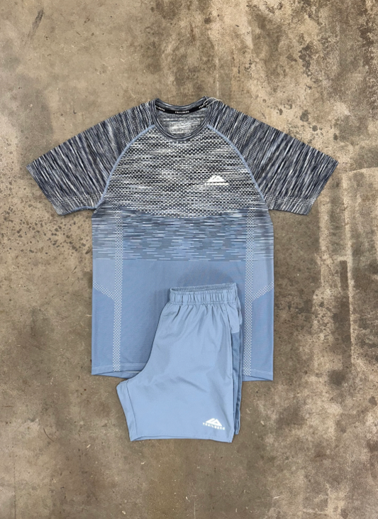 T-BG SHORT SET - LIGHT BLUE/GREY GLITCH GRADIENT